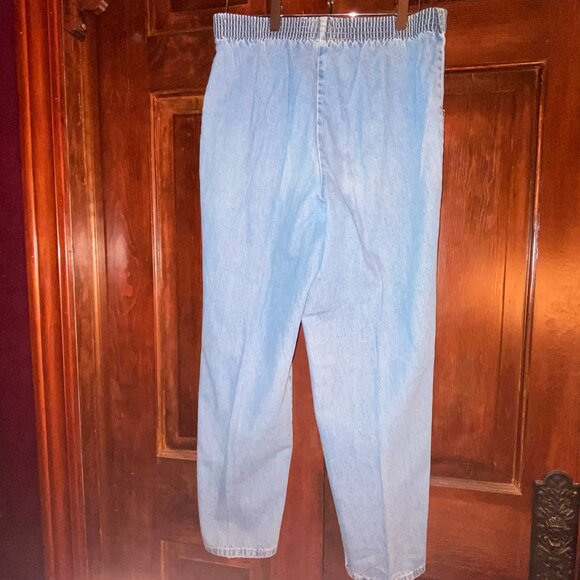 Chic Jeans Elastic Waist Denim Pants, 8 Petite - Picture 2 of 10